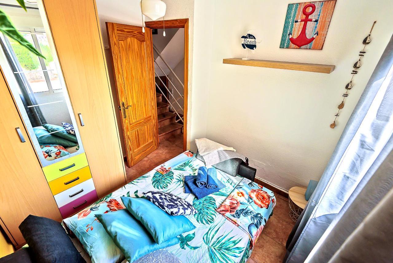 Ocean Sunset Beachfront House With Terraces El Puerto de Santa Maria Bagian luar foto